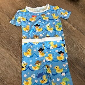 NWOT LITTLE SLEEPIES Splish Splash Two-Piece Pajama Set - 4T